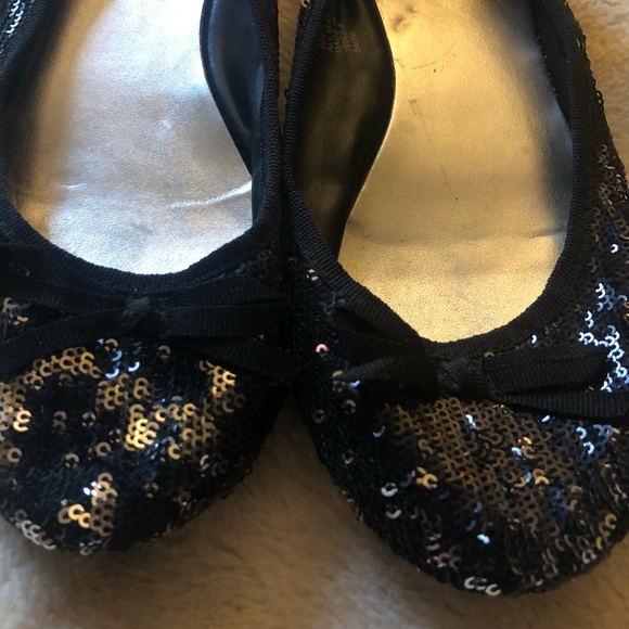 Black and silver sequined ballet flats 8.5 Nice! - Picture 5 of 8